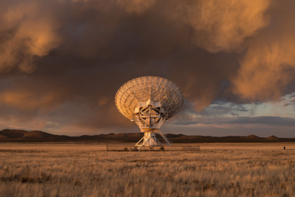 Very Large Array at sunset. Photo (c) Light & Noise, Inc. www.light-noise.com